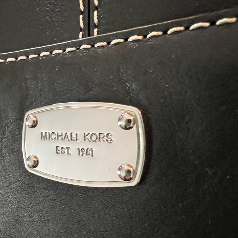 Michael Kors Black leather with silver studs large Travel Tote Bag - Picture 7 of 15